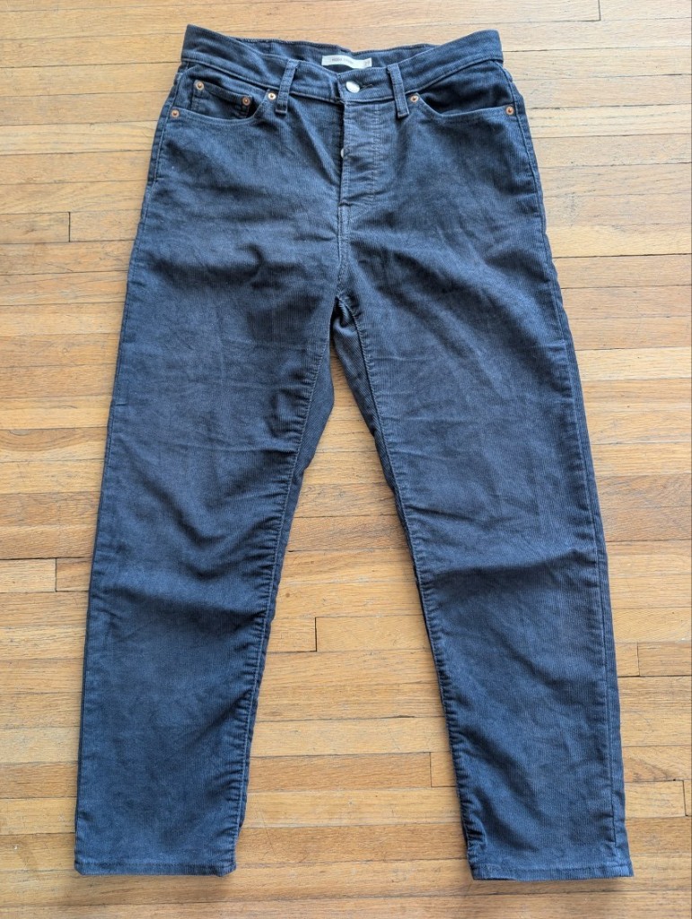 Levi's Corduroy Wedgie Straight Pants In Size 29